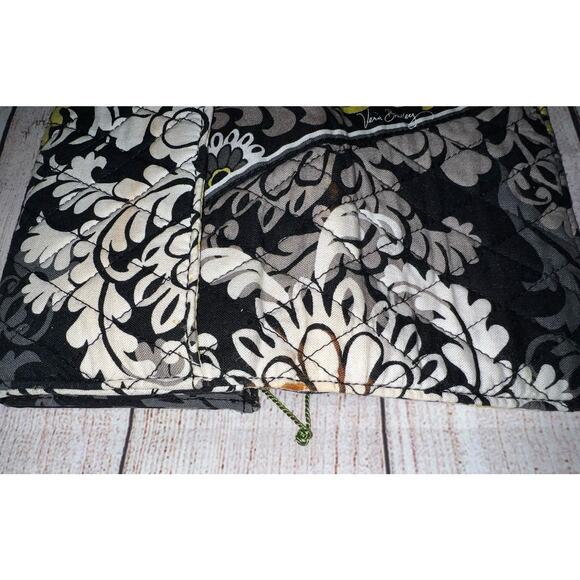 VERA BRADLEY BAROQUE Black Gray White Floral Snap Wallet Retired Pattern - Picture 6 of 9